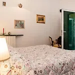 게스트하우스 Il Ponentino 4*