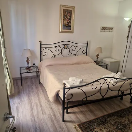 Il Ponentino فاراتسي